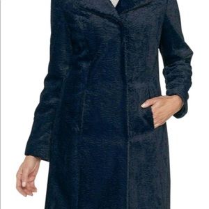 1X Isaac Mizrahi live navy faux fur snap front euc